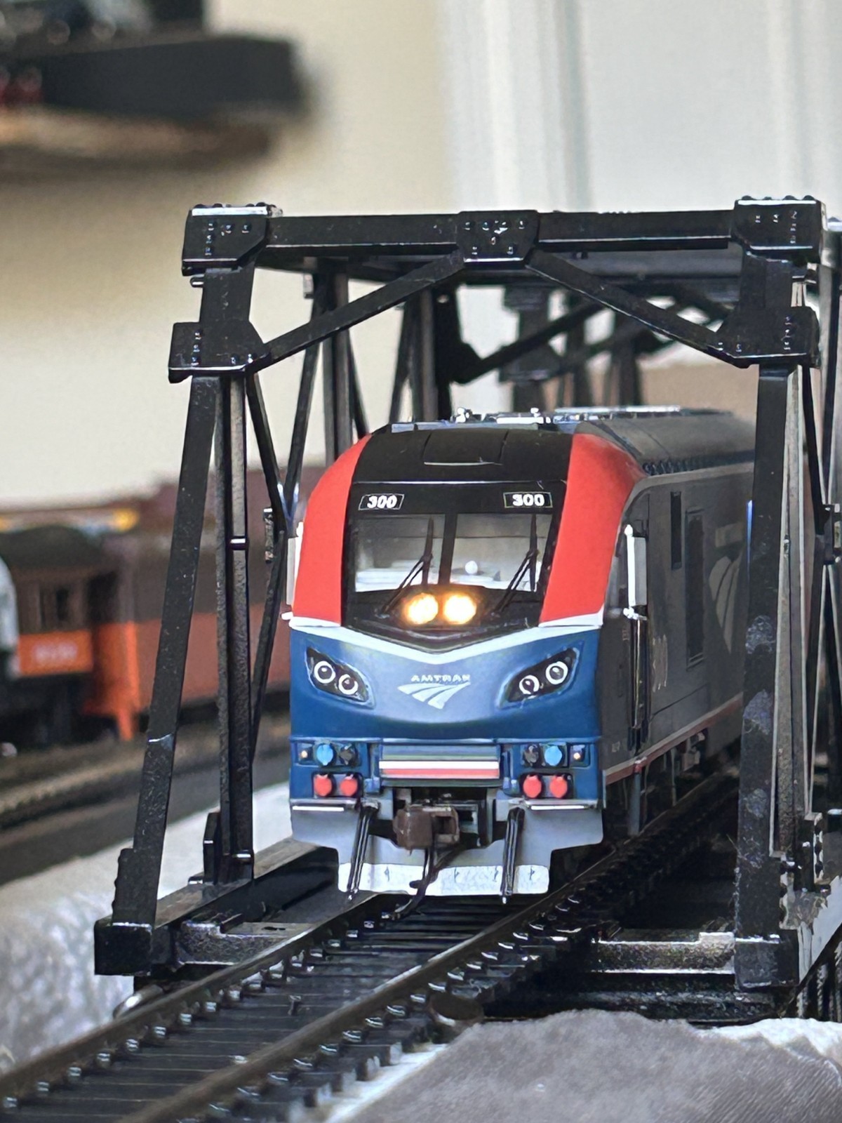 Bachmann HO 68301 Siemens ALC-42 Charger Amtrak Phase VI #300 DCC Sound TESTED