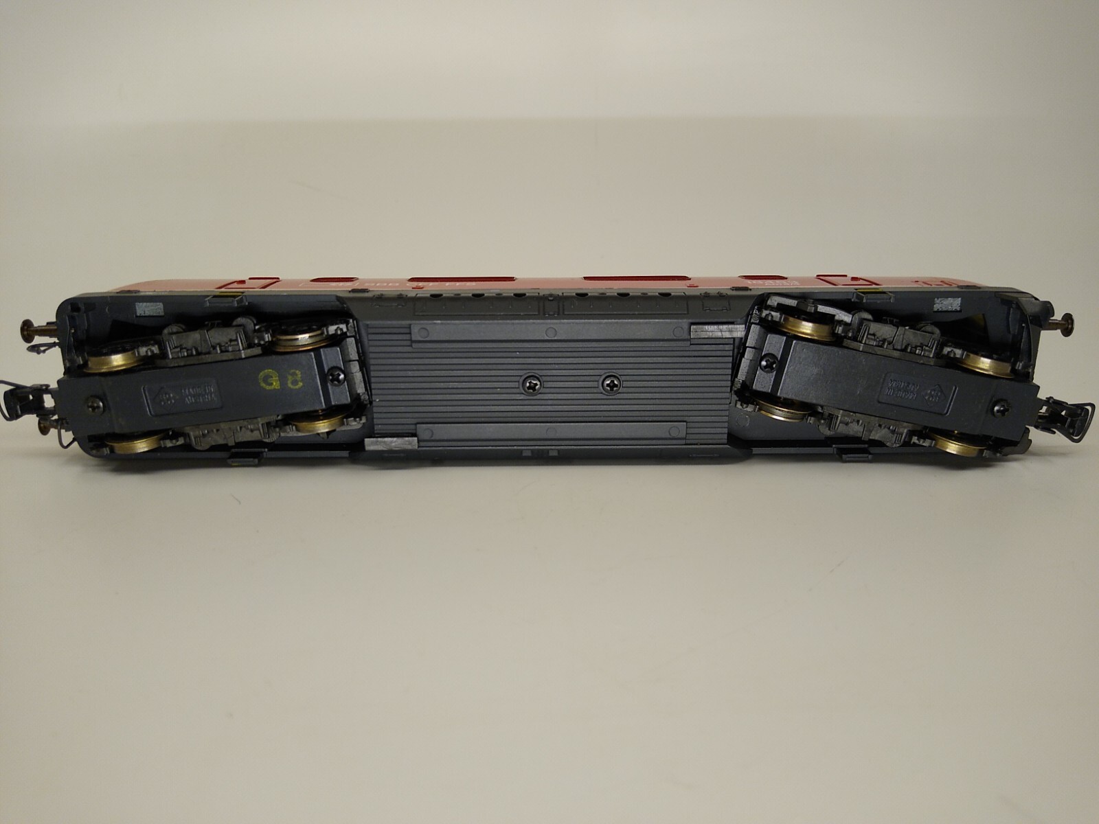 ROCO HO 43580 SWISS SBB AM4/4 and complete 12 car Liliput L222304 Balast train