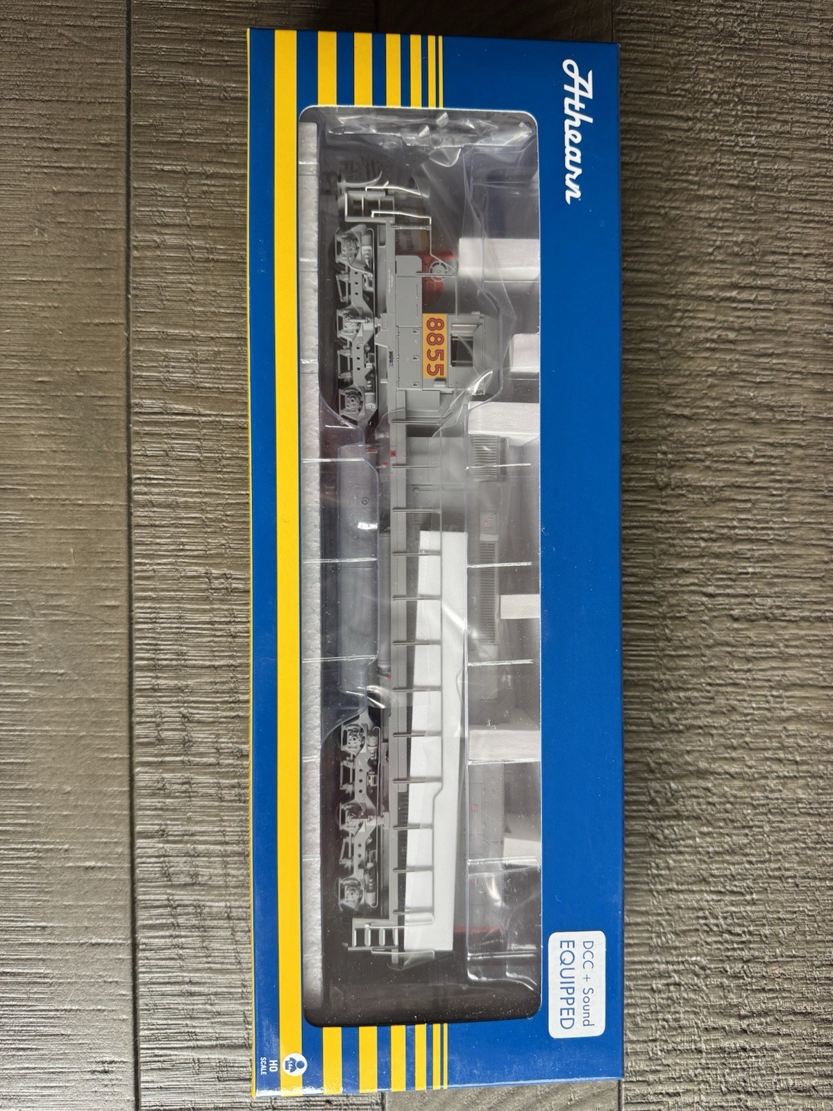 HO Athearn RTR EMD SD40T-2 Union Pacific UP patched Southern Pacific SP #8855
