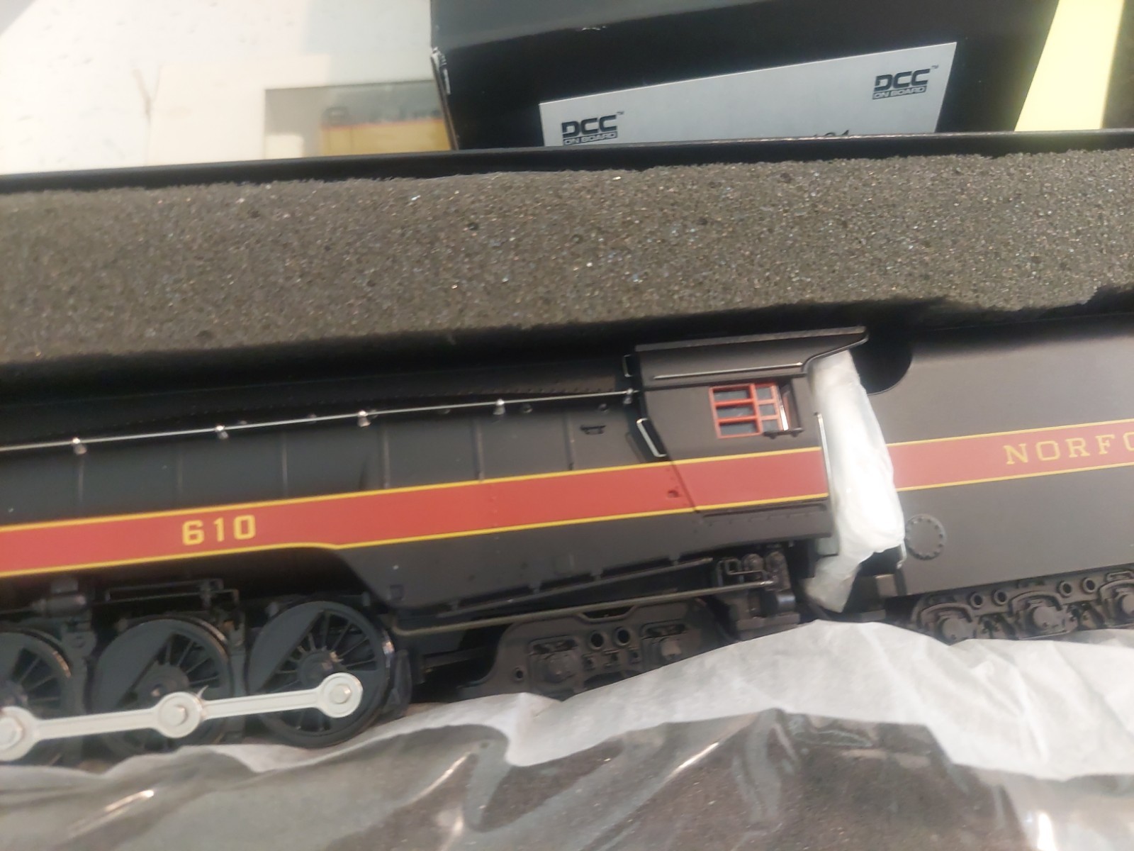 Bachmann 82122 Norfolk & Western 4-8-4 Class J #610 DCC Sound Val. Locomotive HO