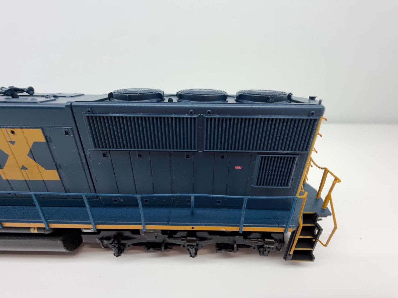Athearn Genesis HO SD70M CSX #4681 YN3 Scheme G6172 Diesel Locomotive MINT OOP