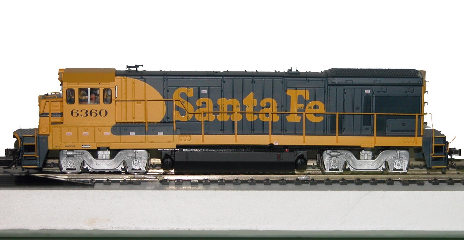 HO ATLAS 8120 MASTER GOLD GE B23-7 SANTA FE # 6360 DC DCC SOUND QUANTUM QSI