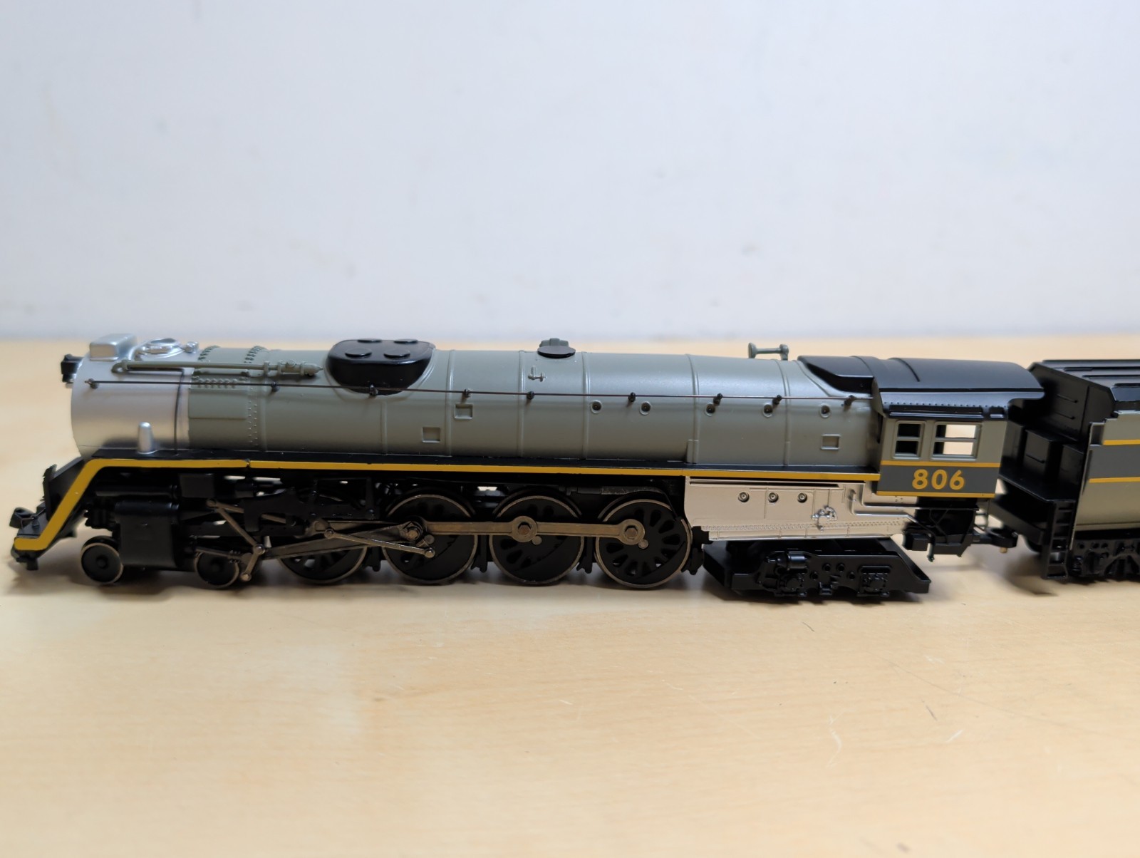 Sharp Bachman Union Pacific RR 4-8-4 Steam Locomotive HO No Box
