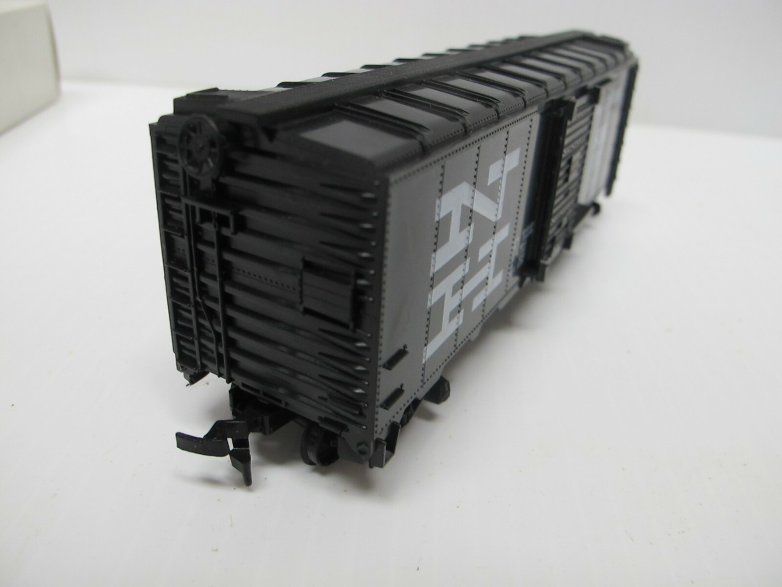 Vintage Model Power~Santa Fe 40′ Box Car New Haven Train Car~8000~HO Scale~NIB