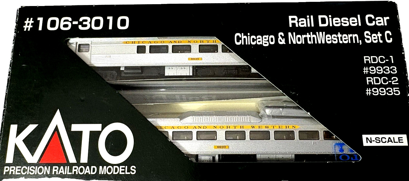 NEW Kato N-Scale Chicago & Northwestern Rail Diesel Cars (Set C-RDC-1 & RDC-2)