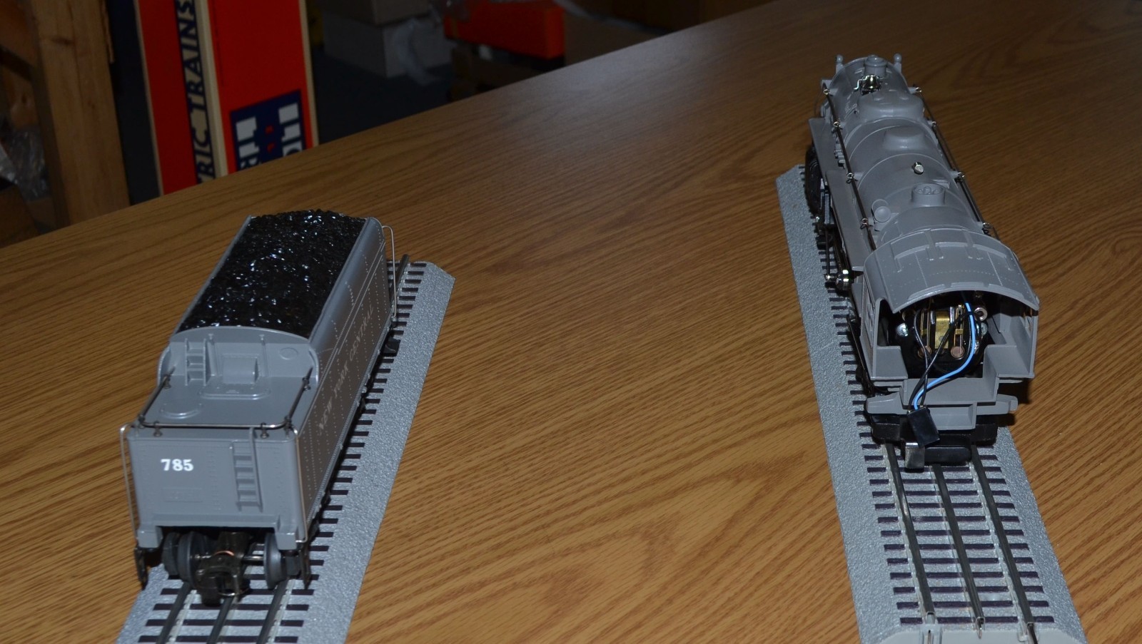 Lionel 6-18002 New York Central 4-6-4 Hudson Steam Locomotive LN #785 – VIDEO