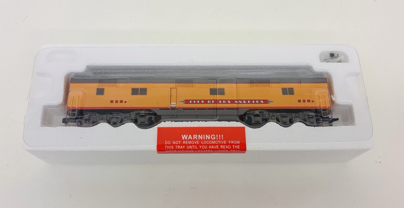 Proto 2000 HO UP City of Los Angeles E7 Powered 924A & E6B Non Powered 926B