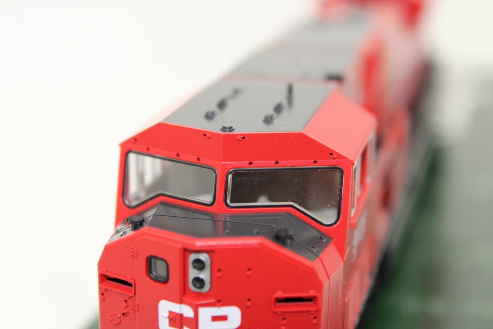 Kato HO CP Canadian Pacific EMD SD90/43MAC Diesel Locomotive #9138 NOS DCC Ready