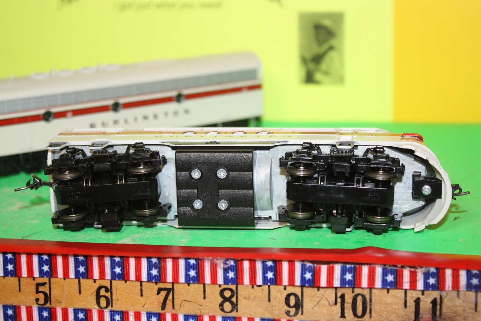 TWO HO* Stewart Burlington Tandem Locomotives- both units powered