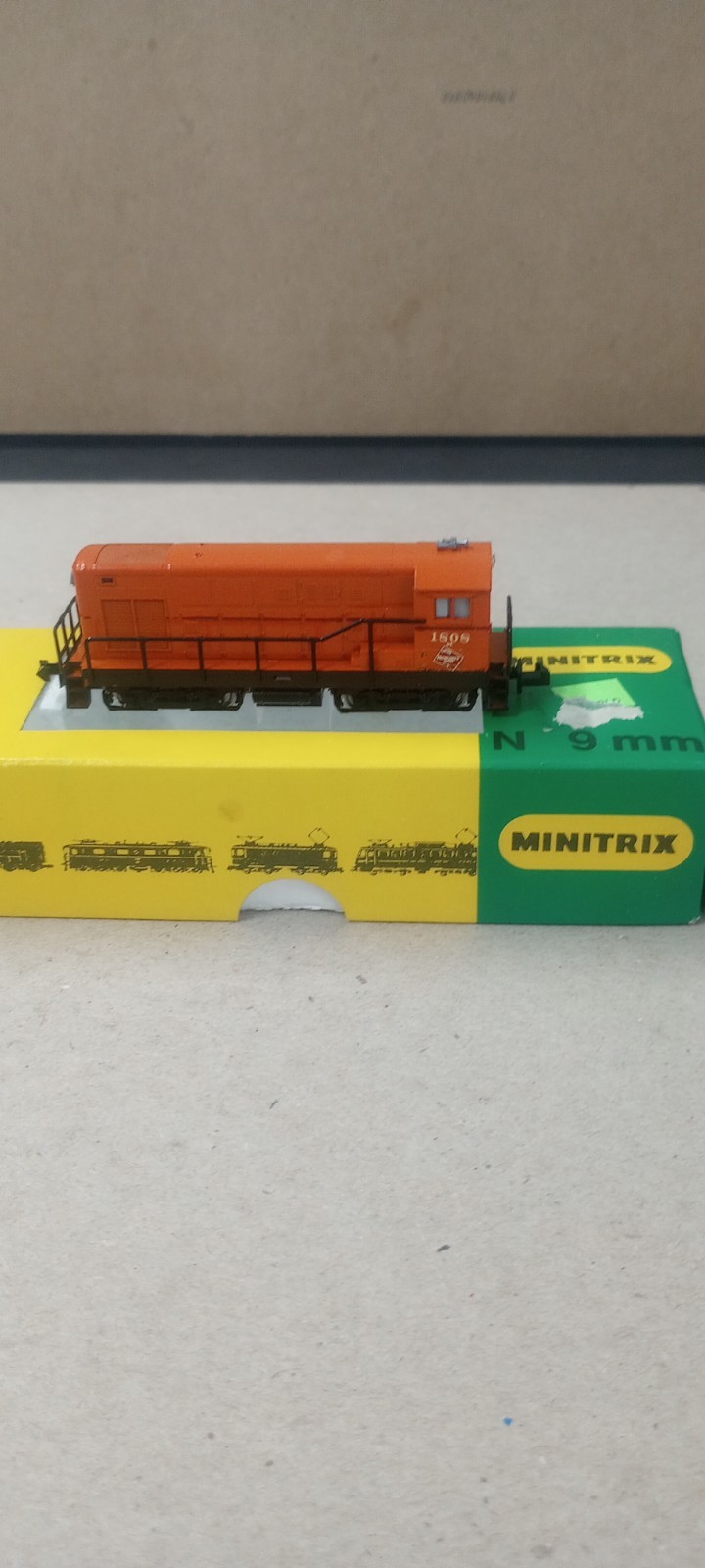 N Scale Vintage Minitrix H12-44 Fairbanks Morse Switcher