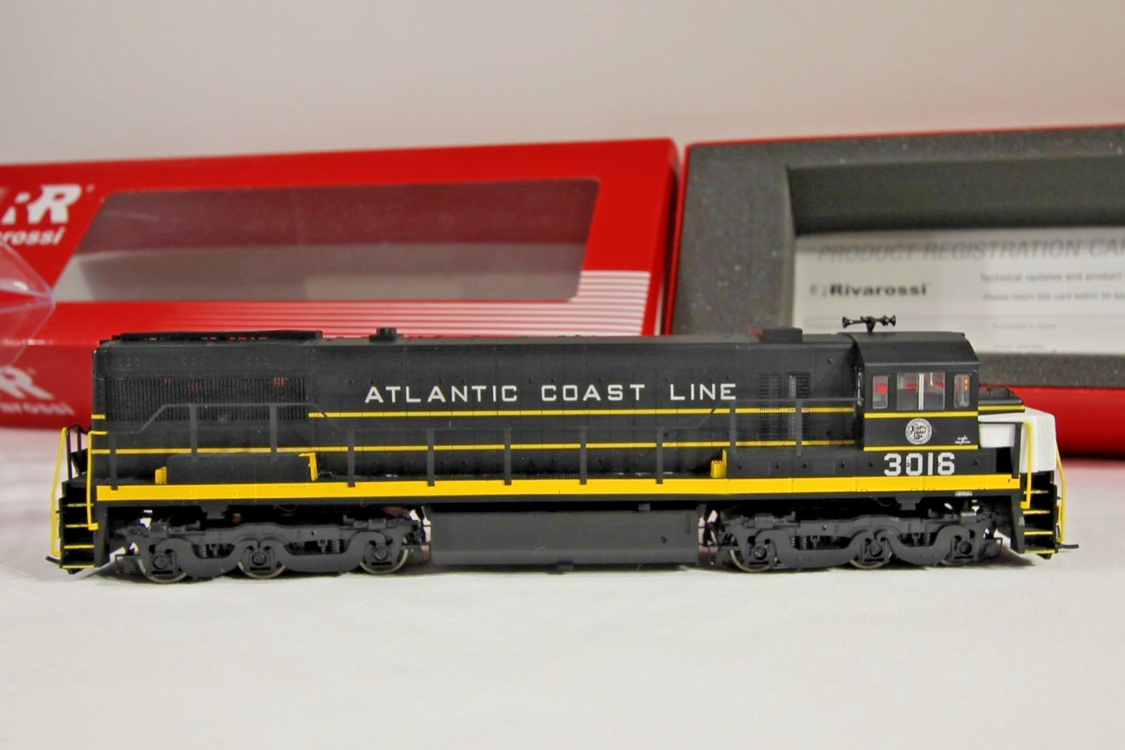 Rivarossi HR2538 GE U25C Phase IIIb. Atlantic Coast Line ACL #3016 NEW Boxed