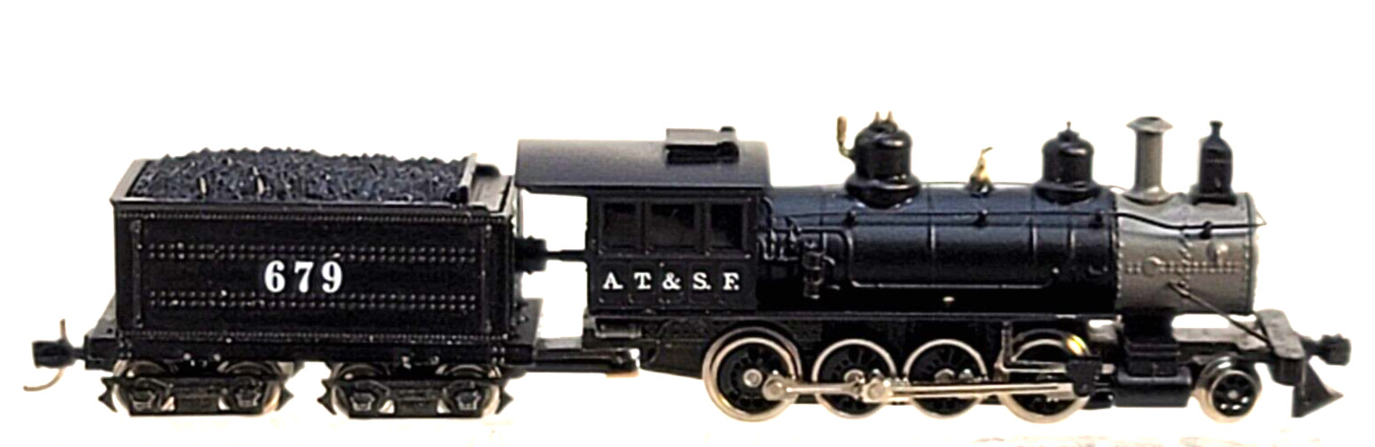 N MDC Roundhouse 8007 AT&SF 2-8-0 & Tender #679 (Tested) knuckle couplers