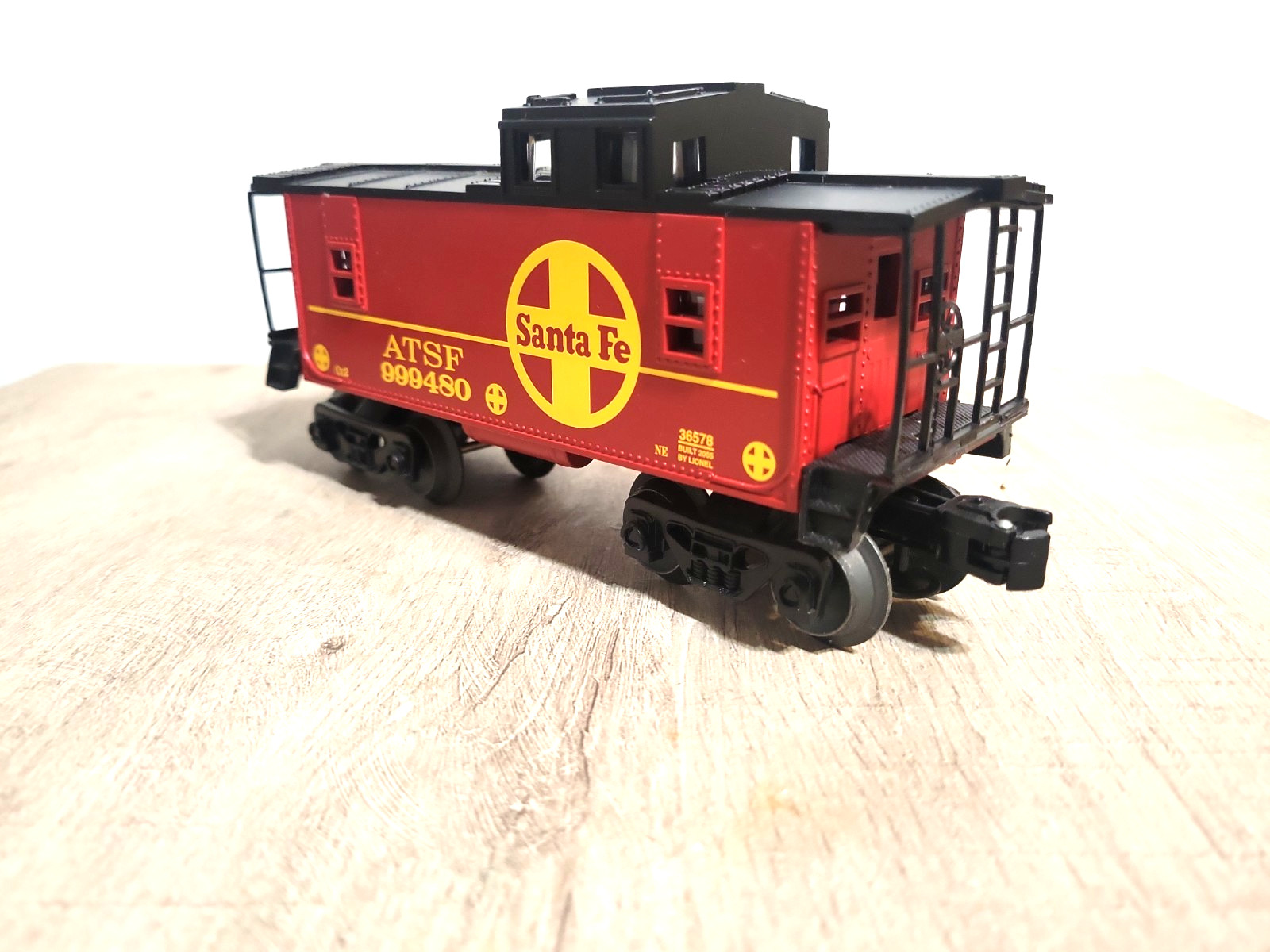 Lionel O Gauge Santa Fe #2363 RS-3 Diesel Engine w/ATSF Caboose & Gondola