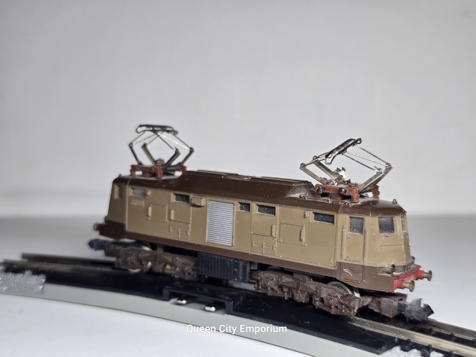 Lima Italian State Railways Class E 424 Electric Locomotive N Scale HTF