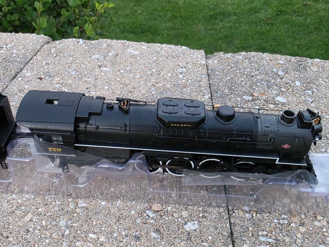 Bachmann #52404 Nickel Plate 2-8-4 Berkshire with DCC Sound