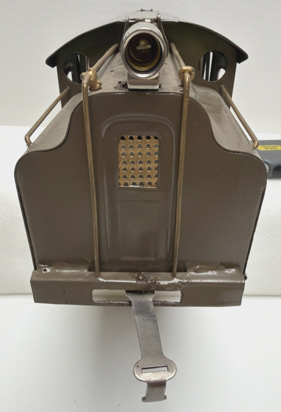 LIONEL PREWAR STANDARD GAUGE 42 ELECTRIC LOCOMOTIVE SHELL WITH TRIM – REPAINTED