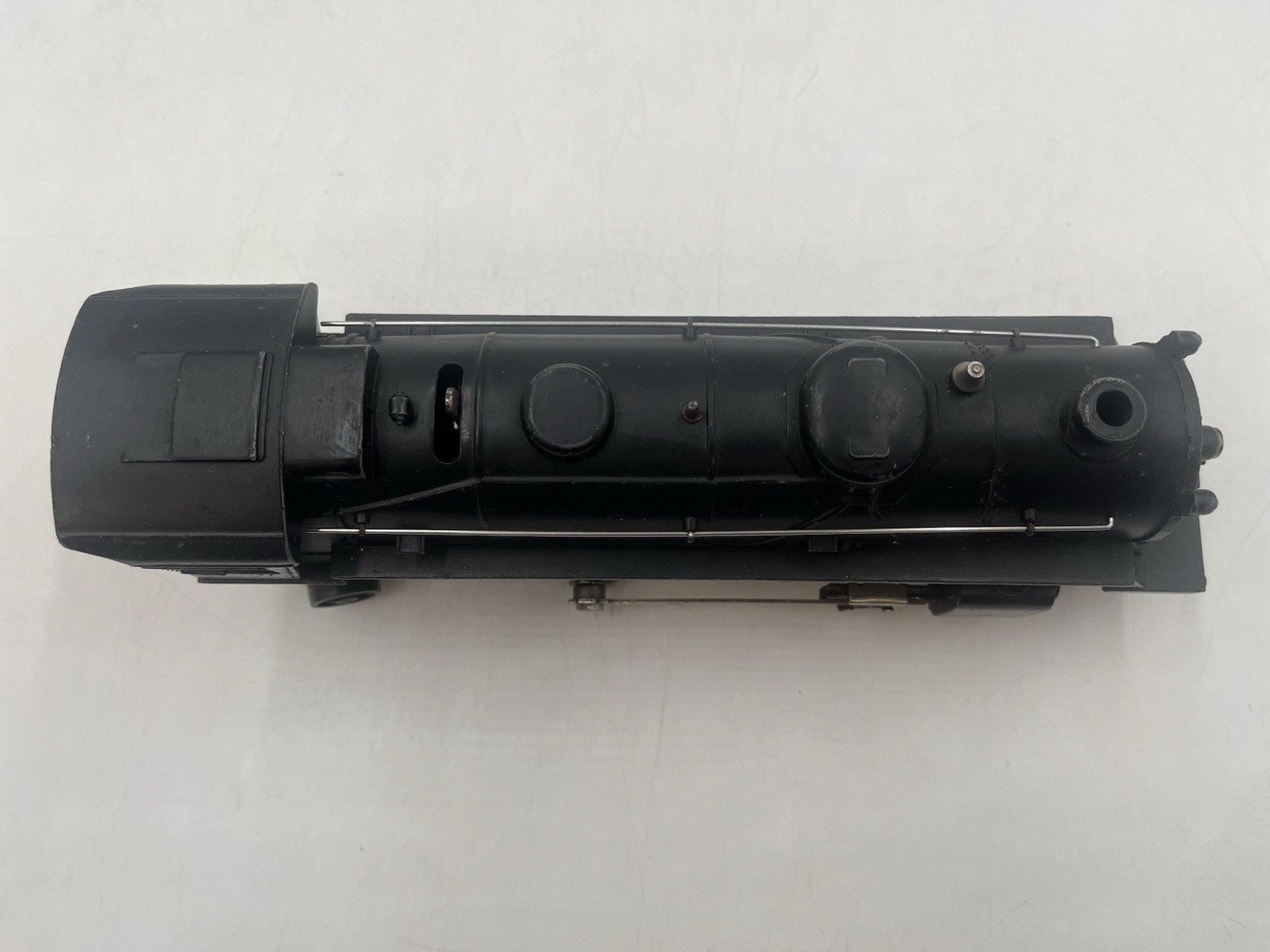 Lionel #1684 Locomotive w/ 1689T Tender Very Clean Engine