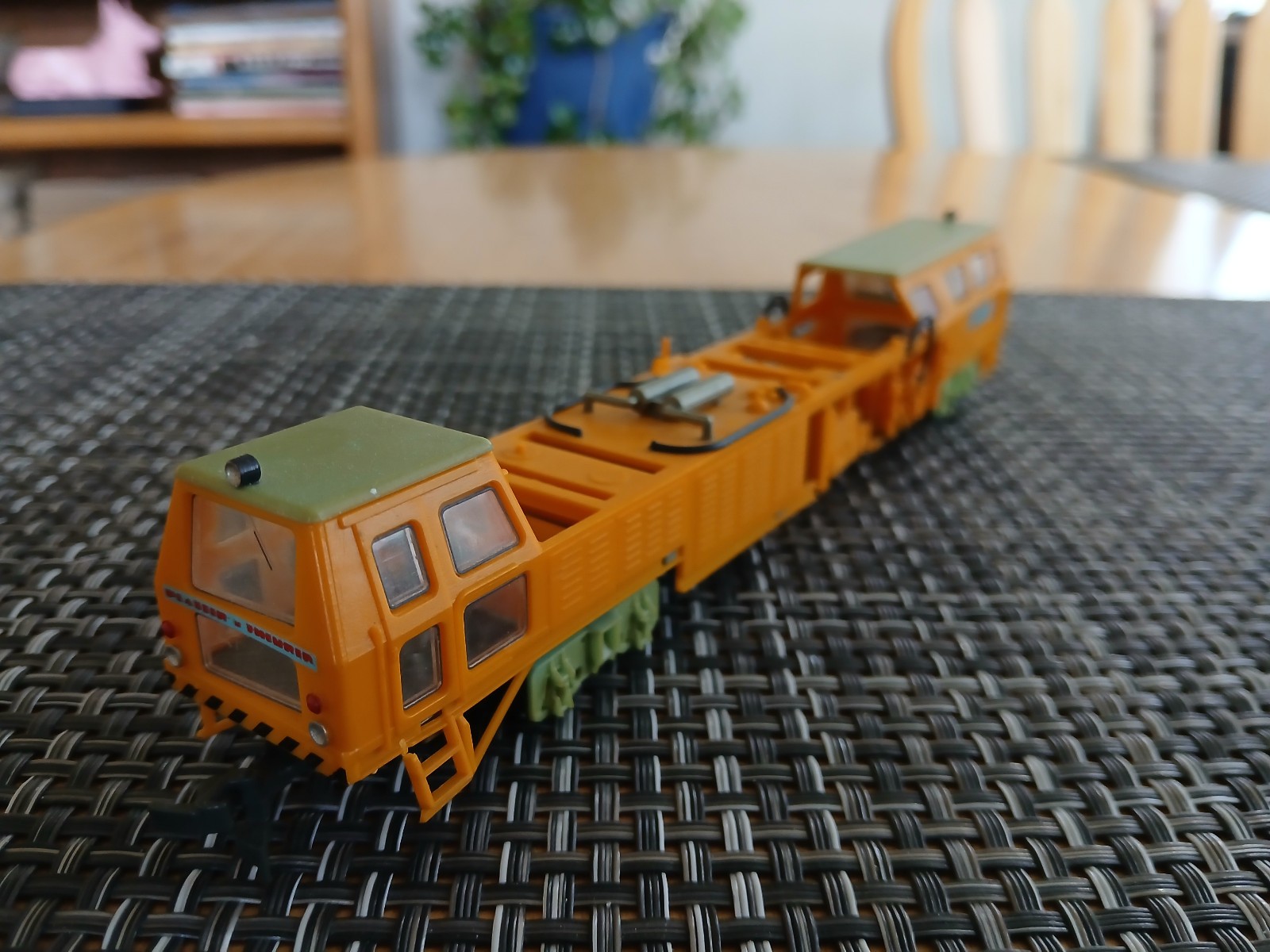 Rare Vintage Liliput #38010 HO Mainliner Duomatic Track Maintenance Car 07-32