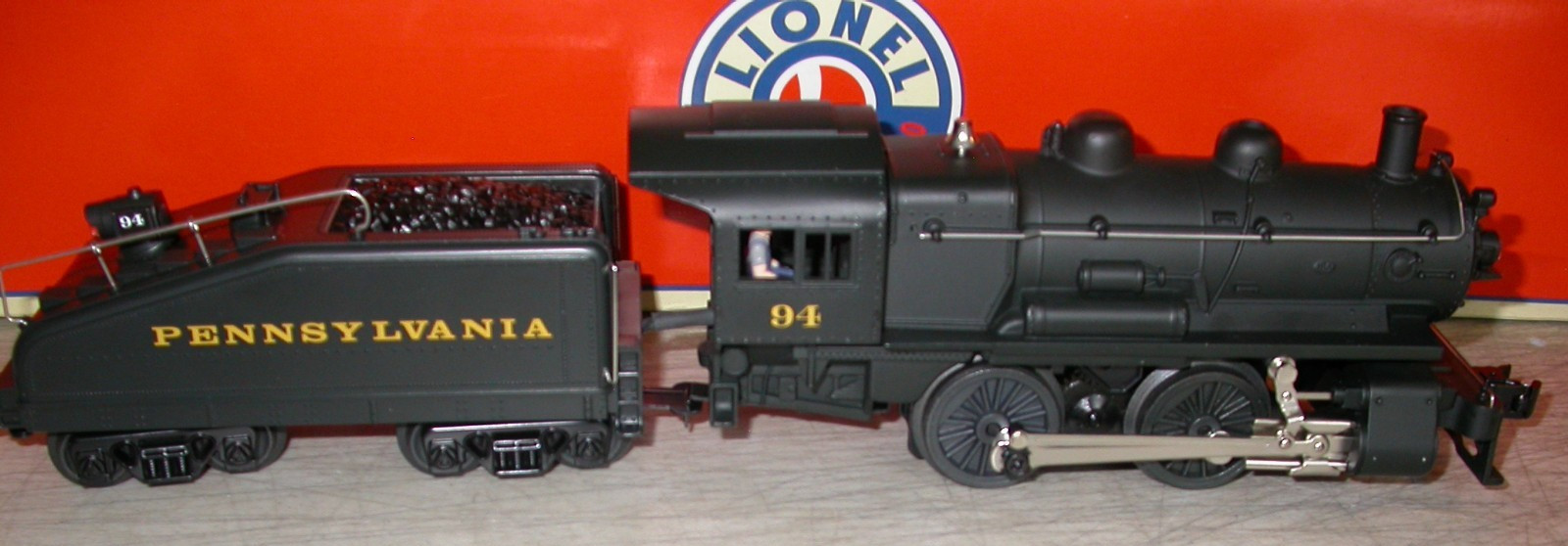 Lionel O 027 PRR Pennsylvania 0-4-0 Steam Locomotive and Tender 6-38605 w/ Box