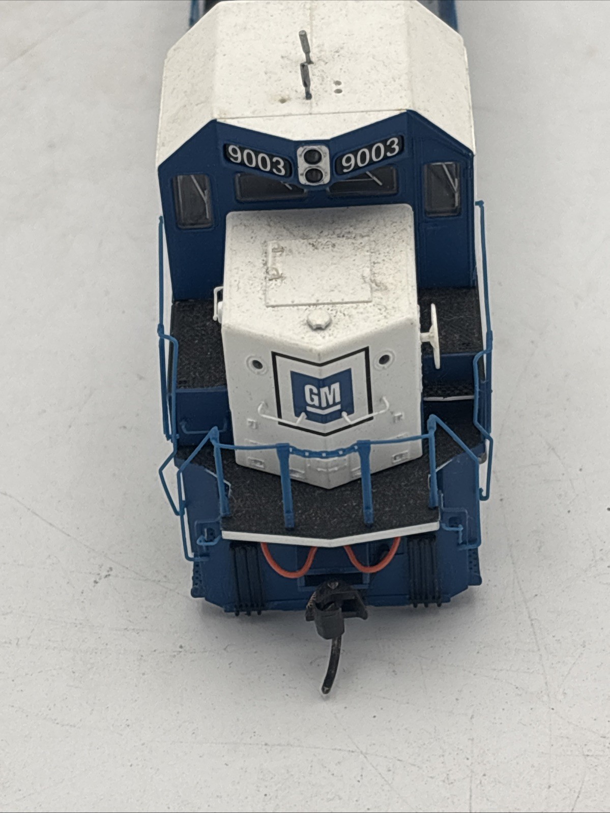 Lifelike Model HO Scale SD60 Diesel Engine Electro-Motive #9003