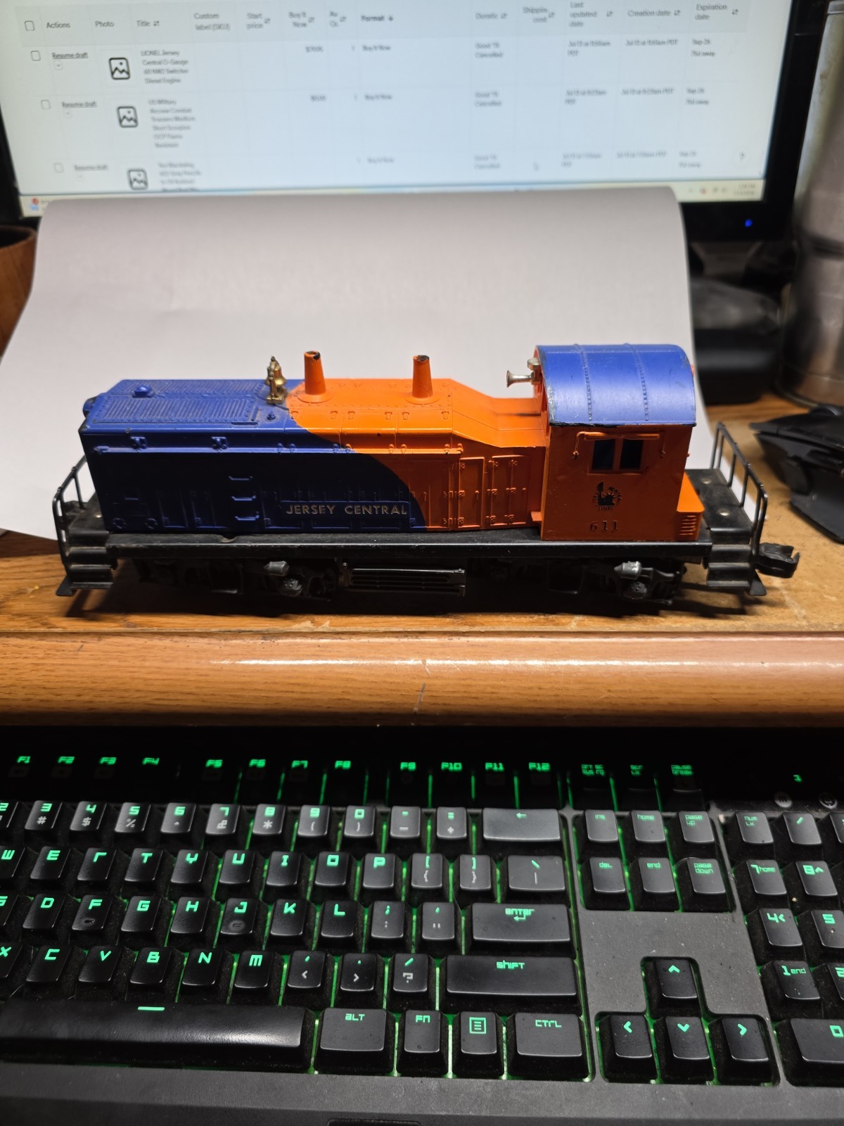 LIONEL Jersey Central O-Gauge 611 NW2 Switcher Diesel Engine