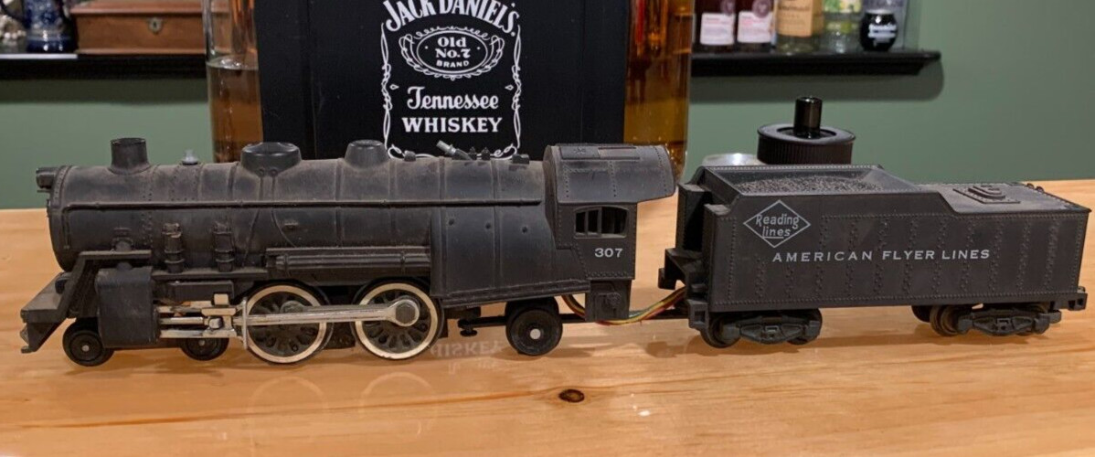 1940’s-50’s American Flyer 307 4-4-2 Reading Lines Steam Locomotive & Tender