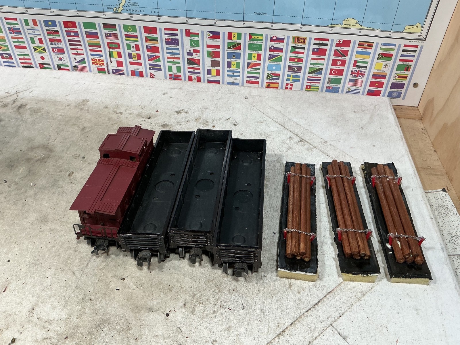 Lionel Postwar – Set 2036 Steam Engine 4 Freight Cars O Gauge / 027