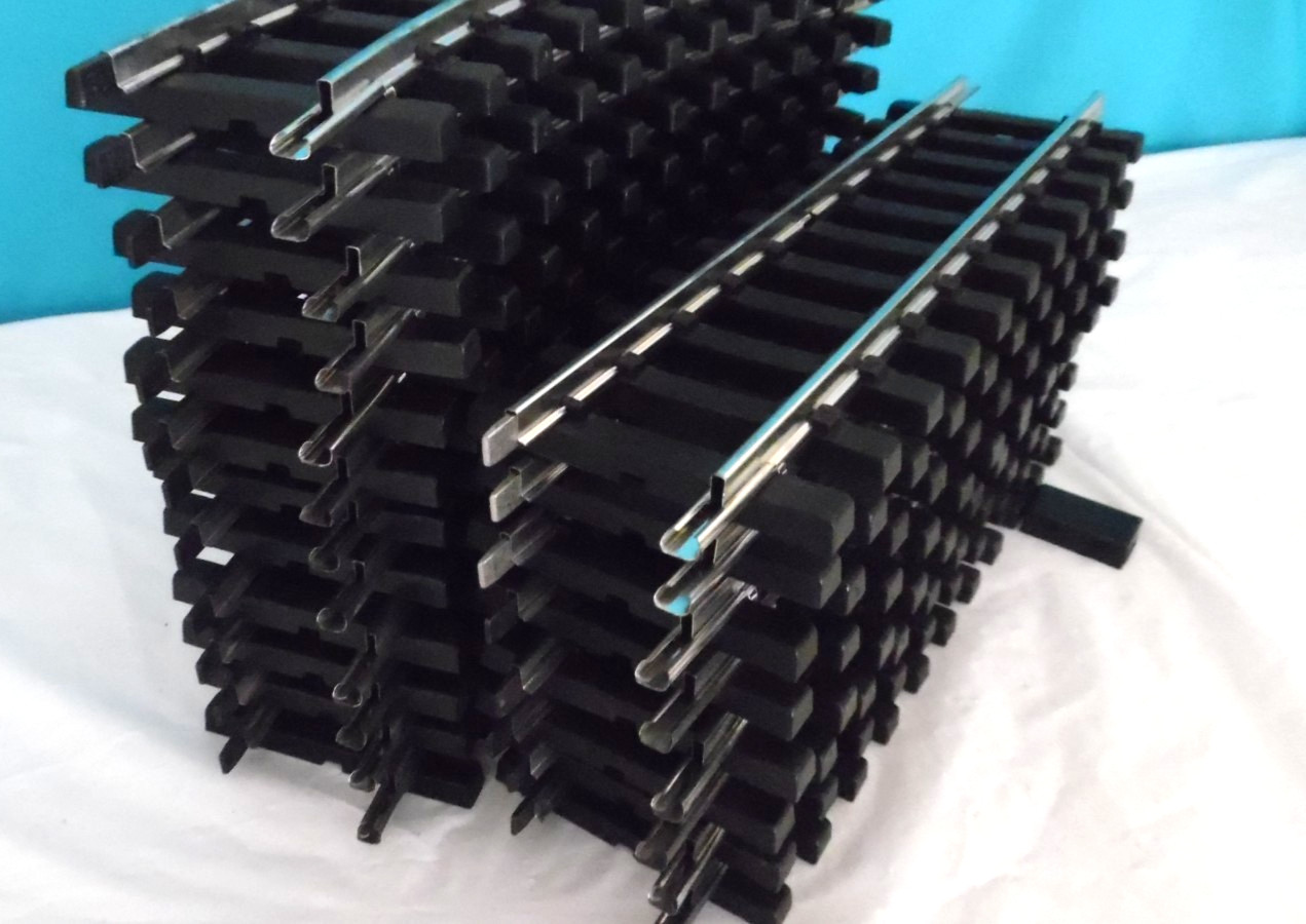 Bachmann G (20pc) Straights, Curve Track, Controller, Transformer & Track Clip