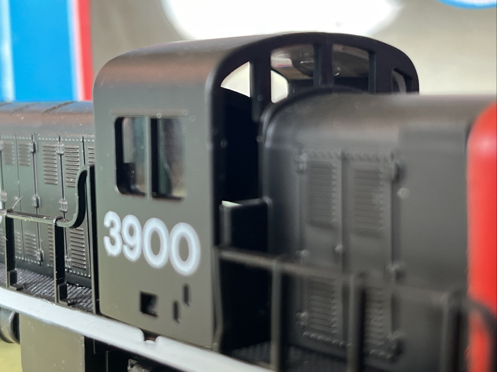 Model Power HO ALCO RS-2 6841 C. N. + 40’ Hopper Penn Central NIB NOS Vintage