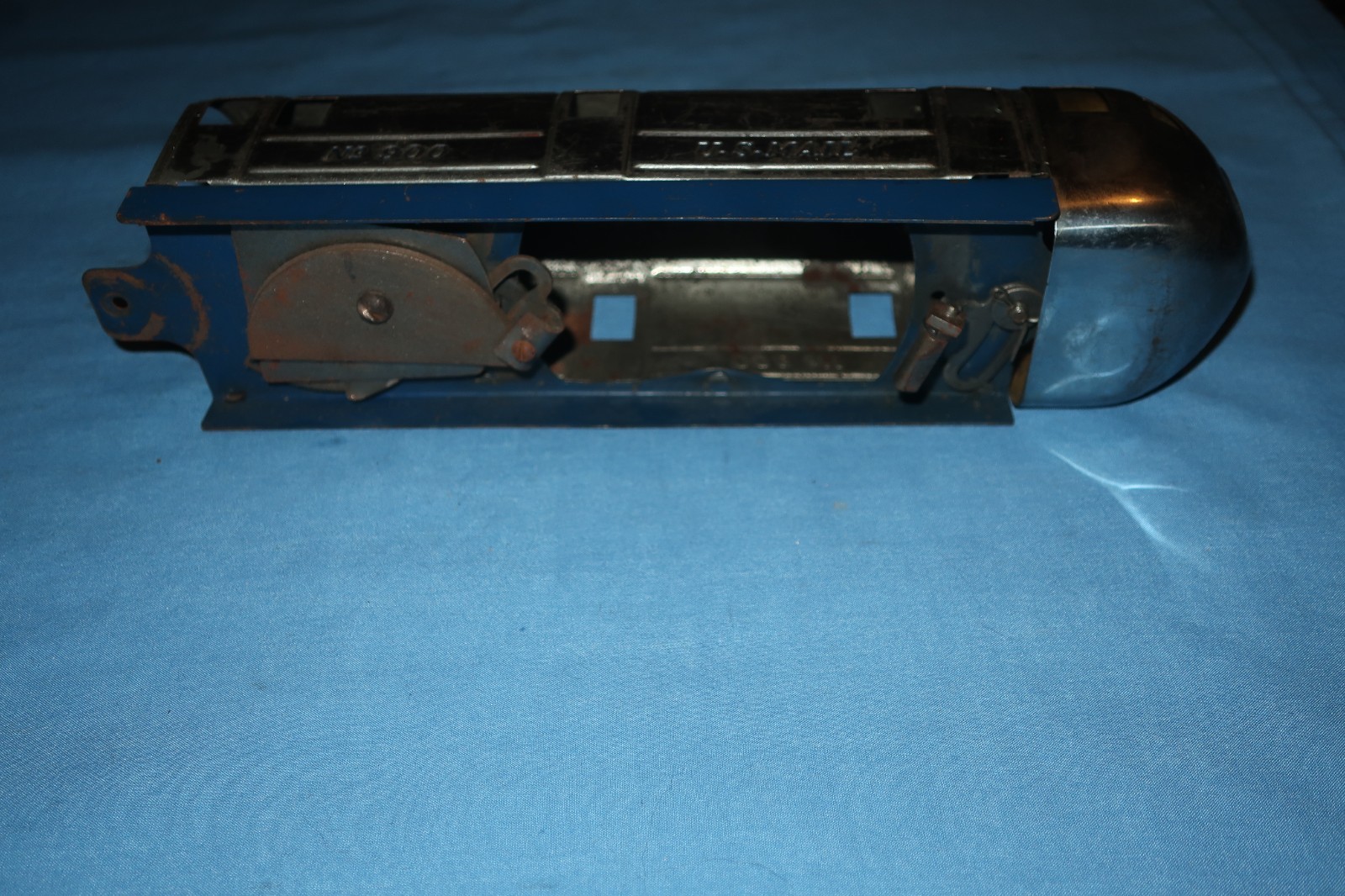 Hoge #900 U.S. Mail Stream Line Union Pacific Locomotive Shell