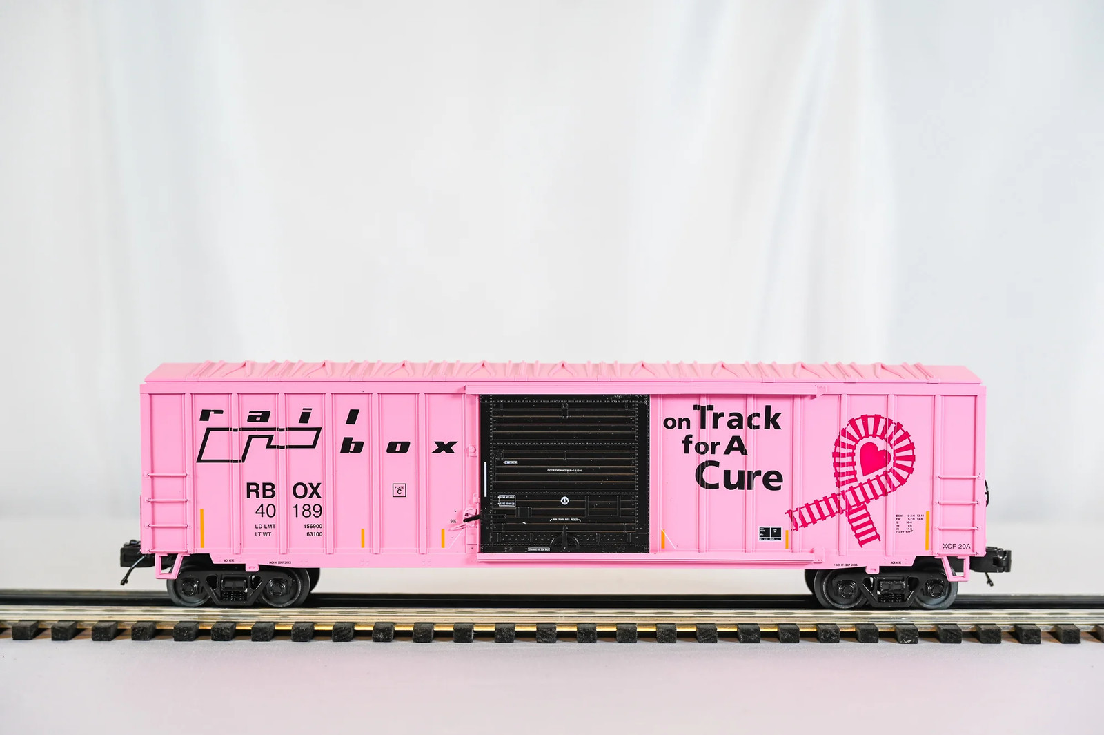 MTH Railbox “On Track For A Cure” 50’ Box Car #40189 | Premier | O Scale