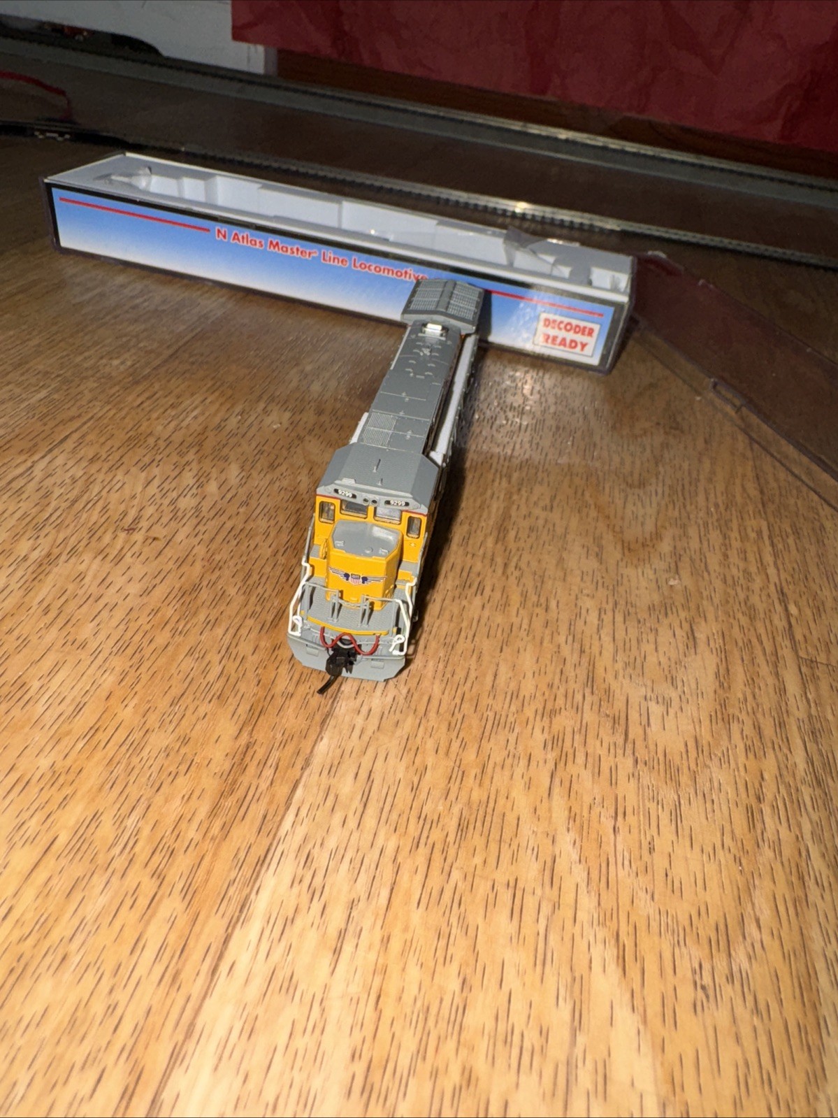 atlas n scale union pacific Building America 9299 Locomotive Dash 8-40C New