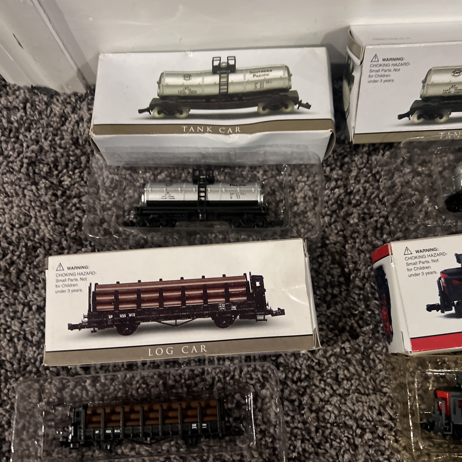 Southern Pacific Locomotive Tank Log Car Lot