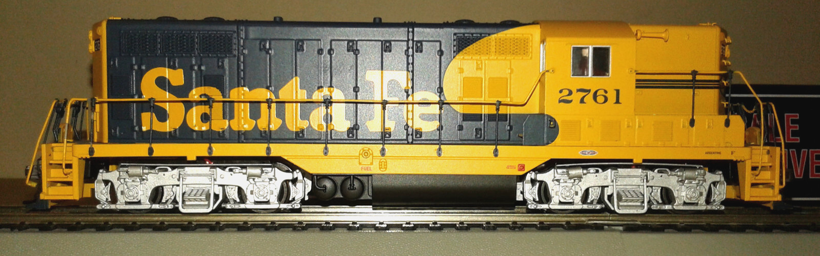 HO SCALE ATLAS CLASSIC GOLD EMD GP7 SANTA FE ATSF #2761 10002034 DCC & SOUND