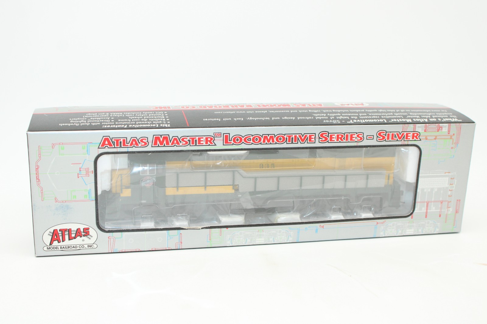 Atlas Silver HO Scale C&NW Chicago North Western GE U30C Locomotive #935 NOS