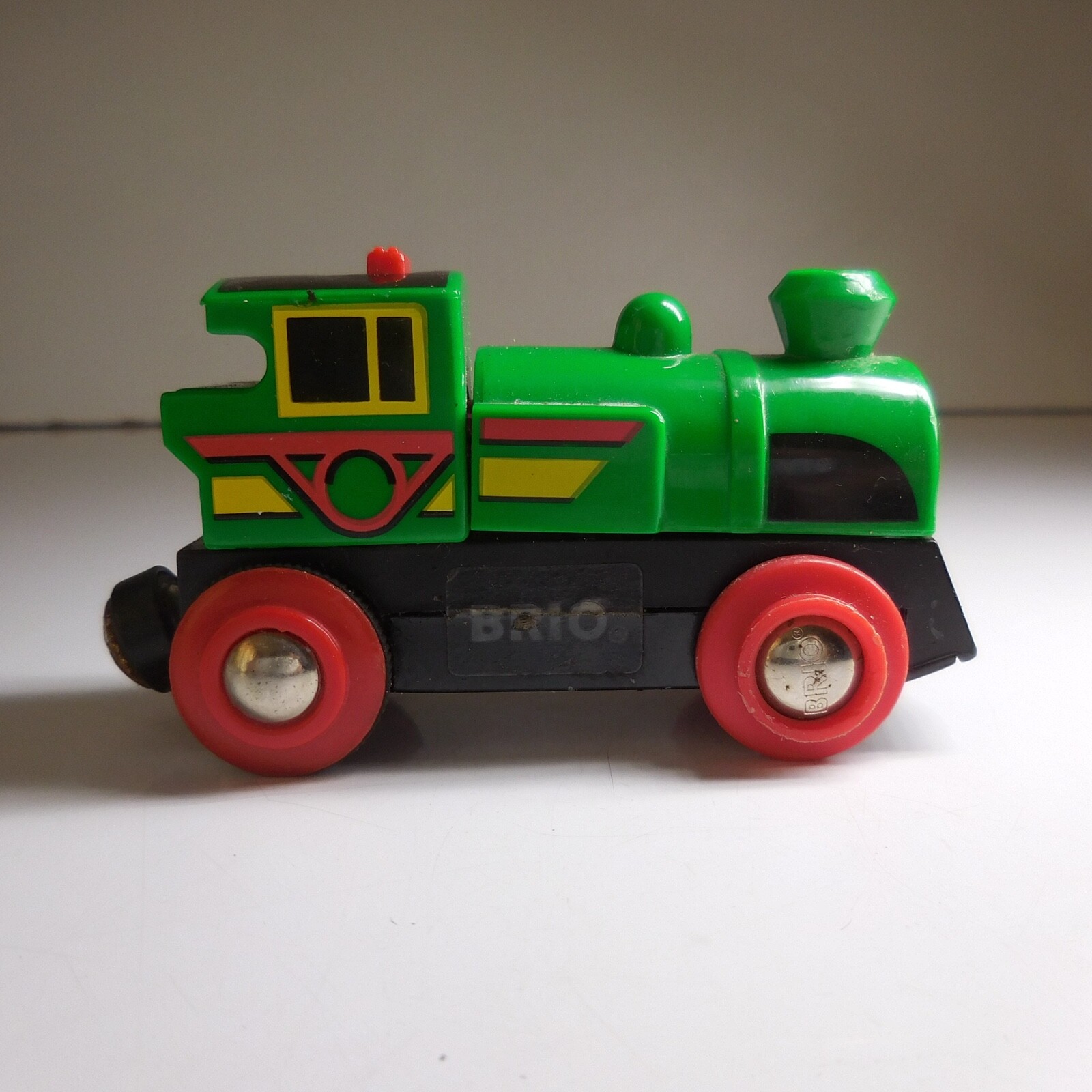 Vehicle Locomotive Train Toy Miniature BRIO Green Black Red Yellow N8165
