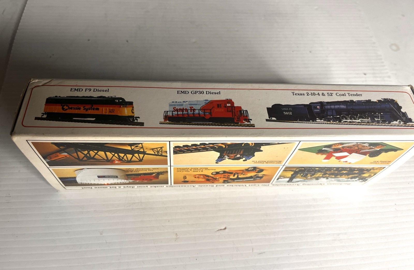 HO Scale Bachmann 61501 UP Union Pacific EMD F9 Diesel Locomotive #1468