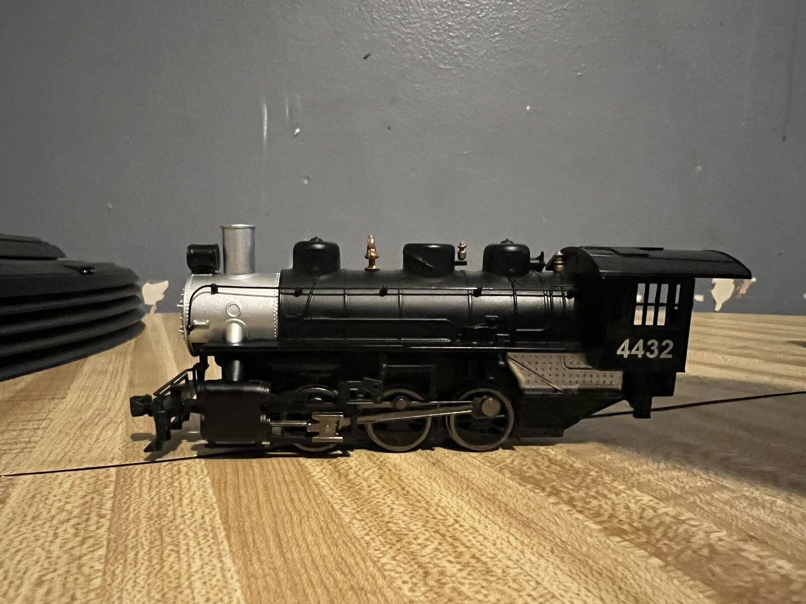 Bachmann HO Scale Train Union Pacific #4432 Locomotive with Tender Car Part Lot