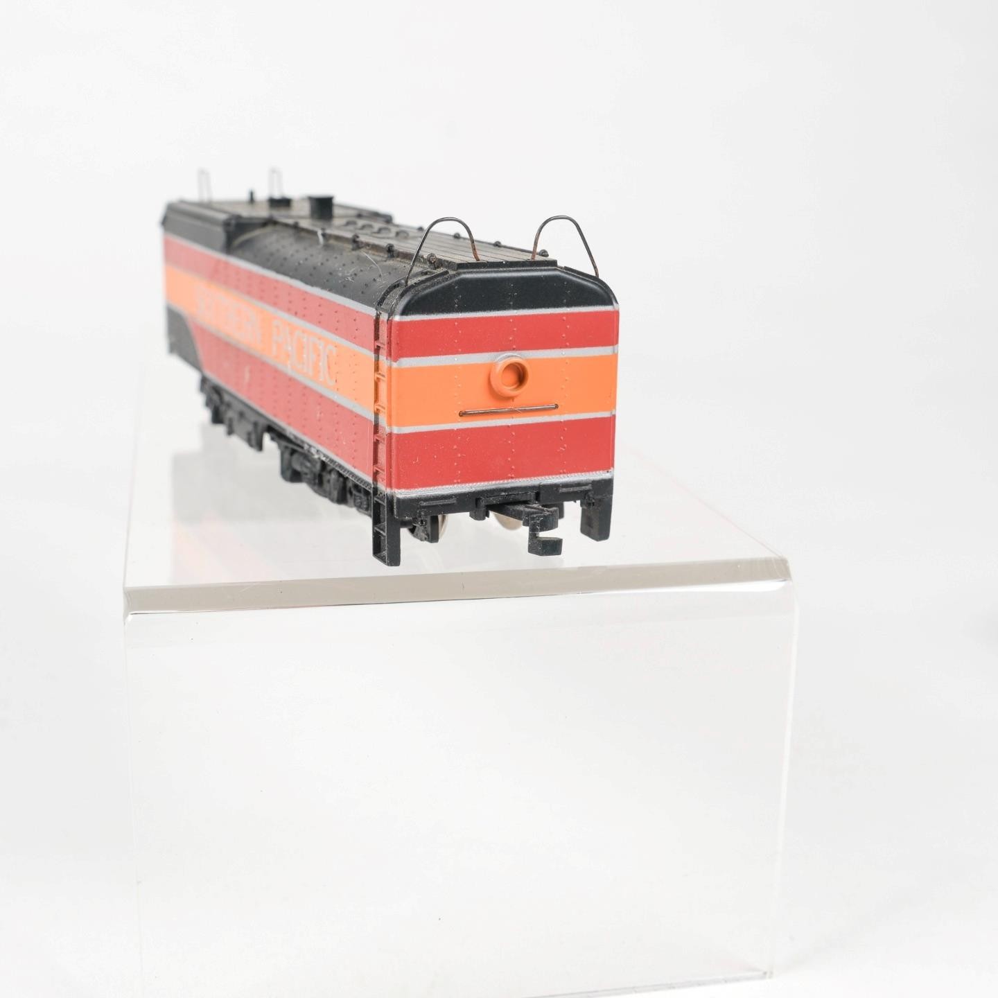 Bachmann HO Southern Pacific SP Daylight #4449 4-8-4 Steam Locomotive & Tender