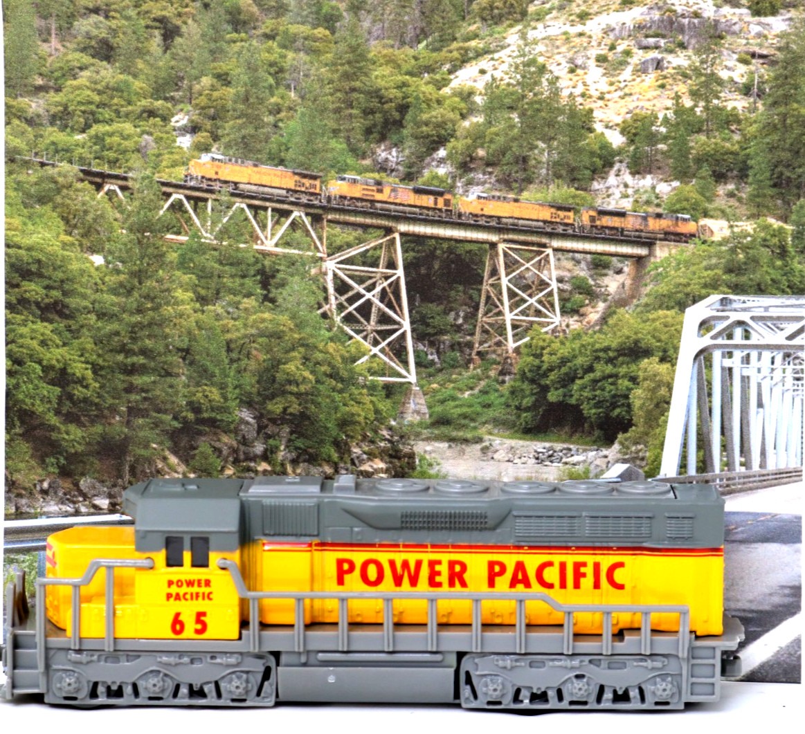 Freight Locomotive Pull Back Power Yellow & Grey 65 Power Pacific 7″ 4+ Diecast