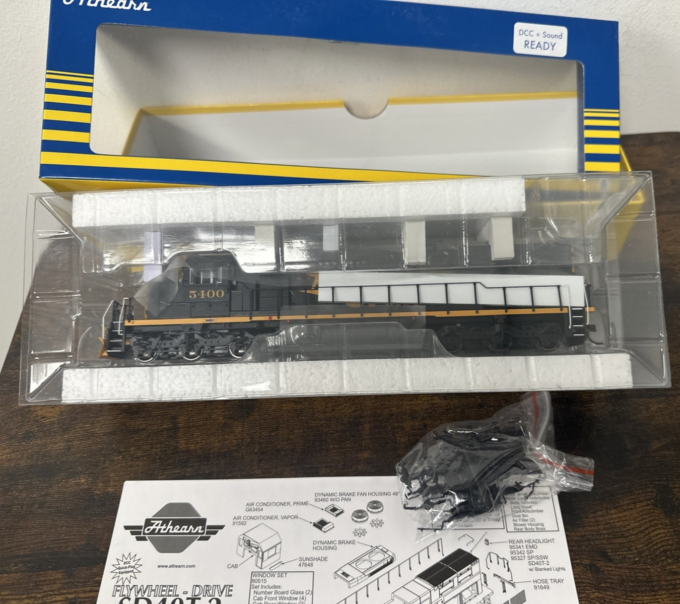 Athearn RTR HO Scale #ATH73044 SD40T-2 Diesel Locomotive D&RGW #5400 NIB!