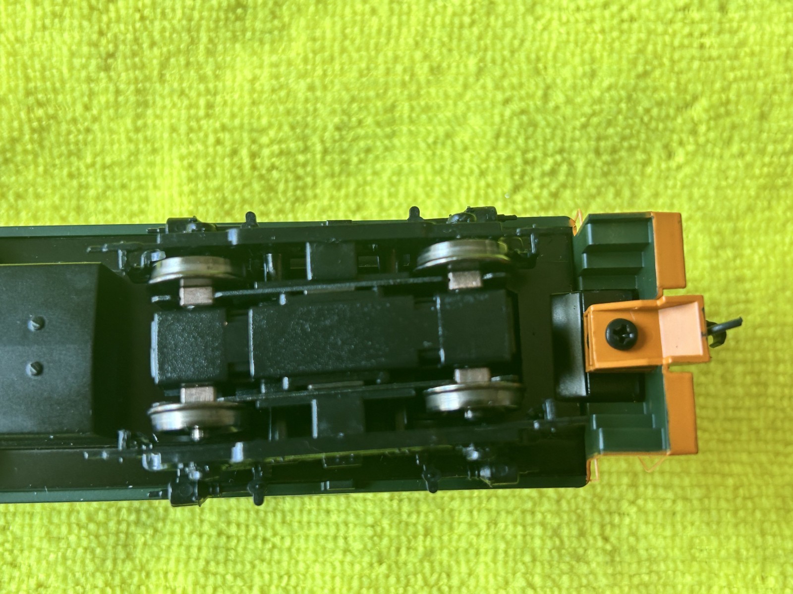 BRITISH COLUMBIA RR – ALCO RS3 ROAD SWITCHER LOCO DC/DCC Ready HO Scale NEW OPEN