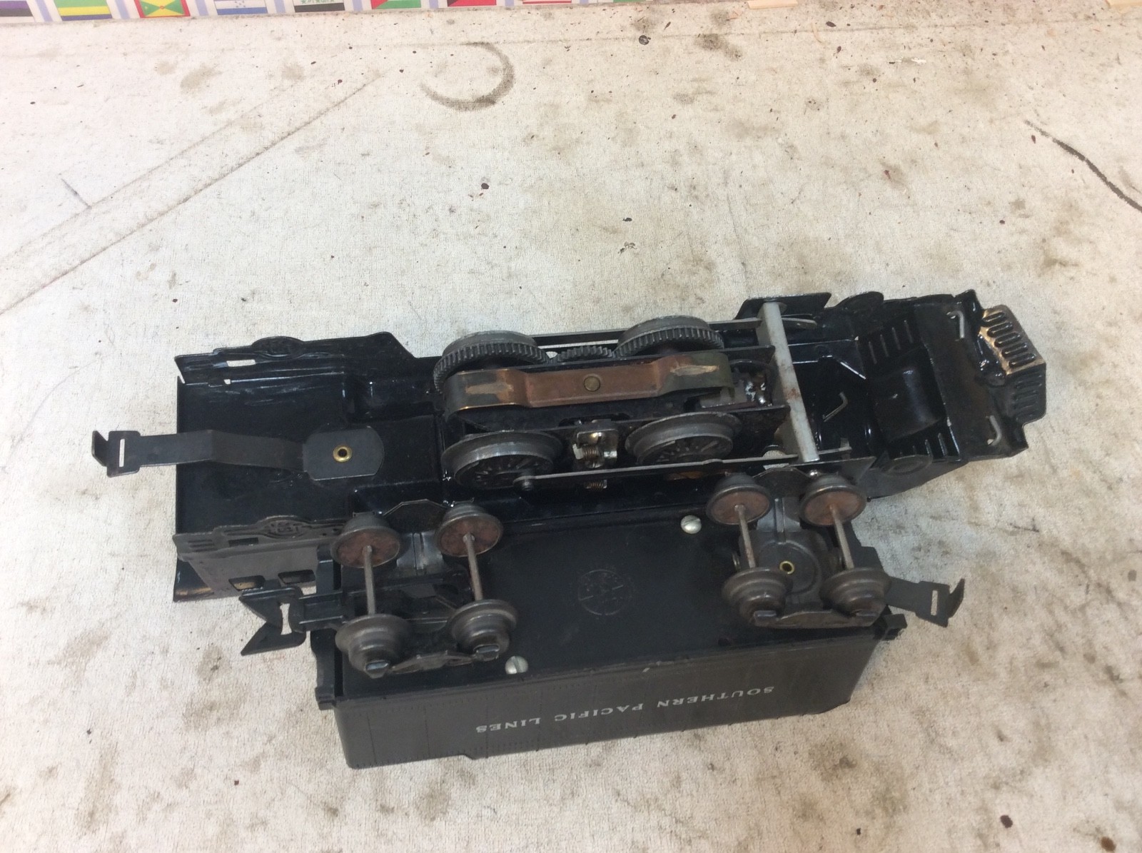 MARX – Locomotive and 4 Freight Car 0 scale