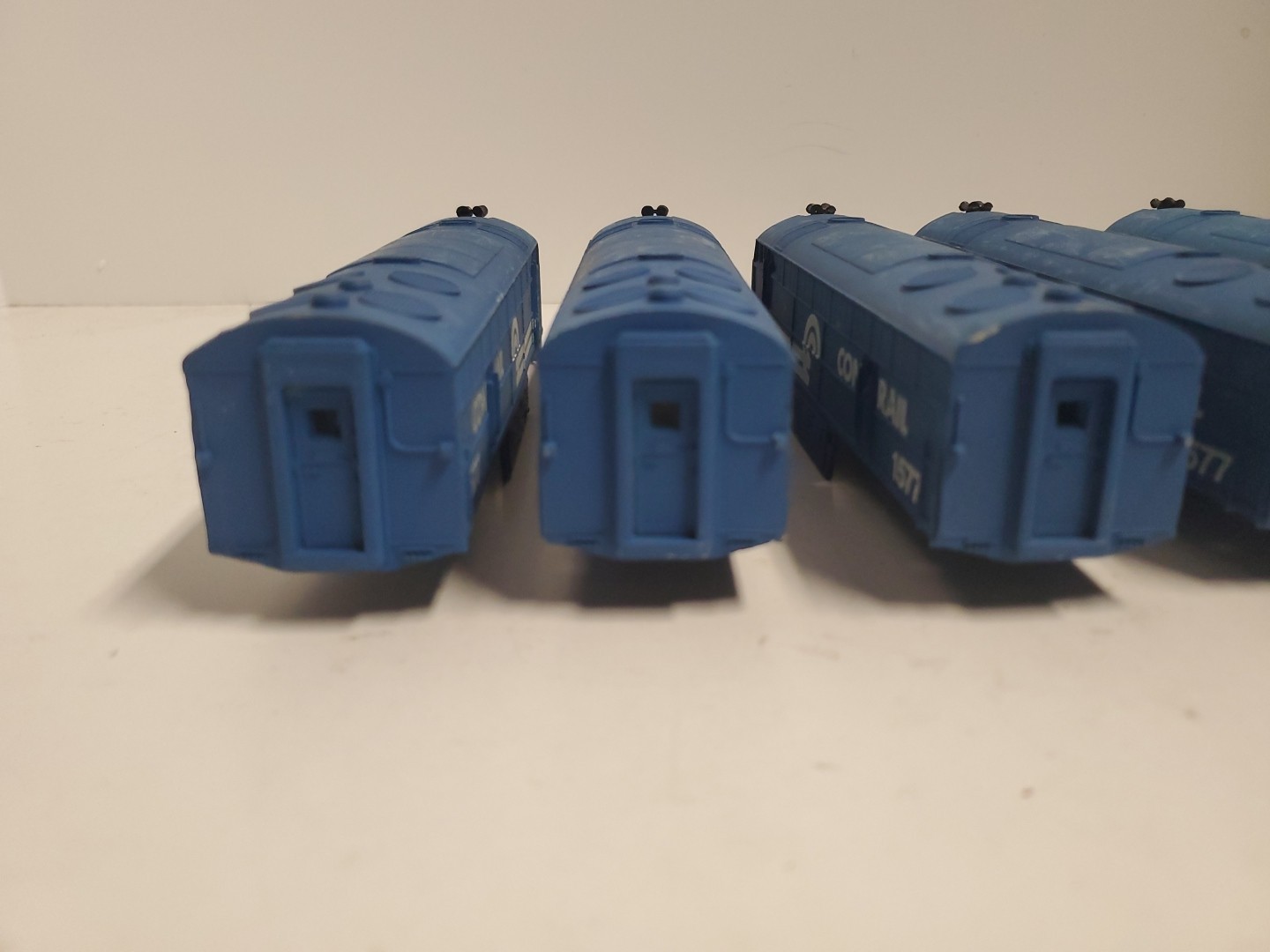HO Scale / UNBRANDED / DIESEL / CON RAIL 1577 SHELL ONLY Lot Of 5