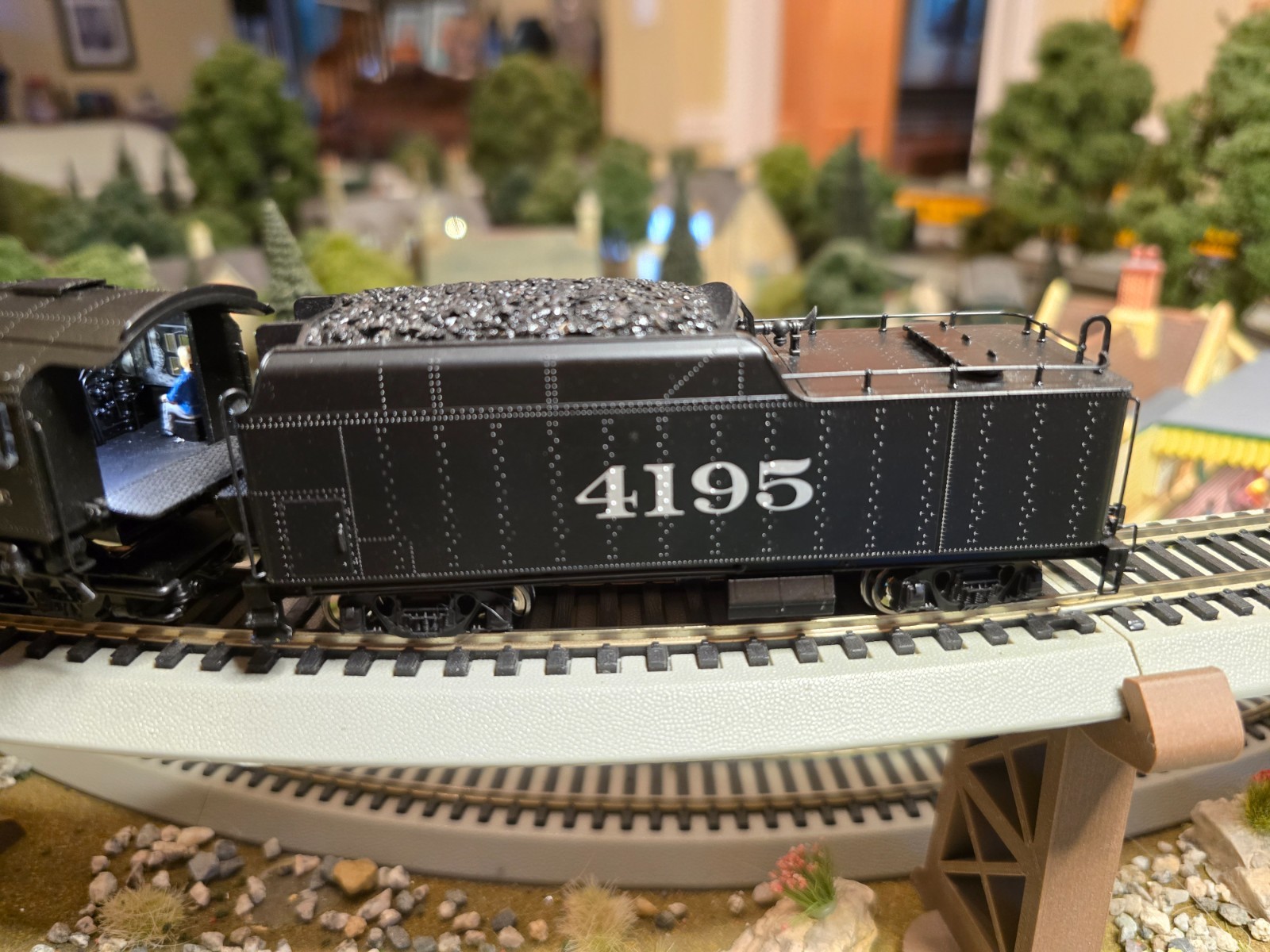 BLI7892 ATSF 2-8-4 Berkshire, T1a #4195, 4-axle Tender, DCC/Sound/Smoke Paragon4