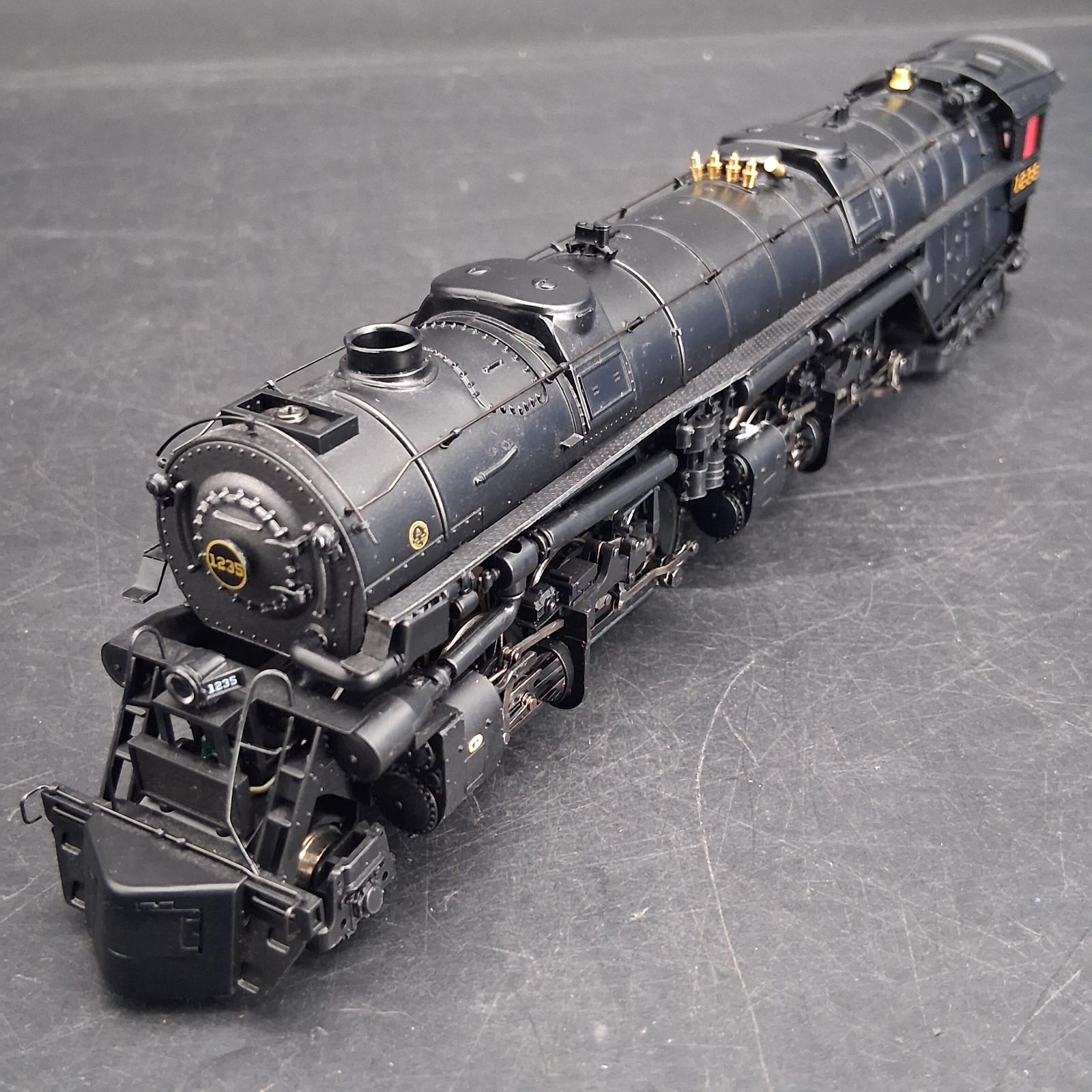 READ Broadway Limited Blueline 5200 N&W Class A 2-6-6-4 #1235 Tender HO Norfolk