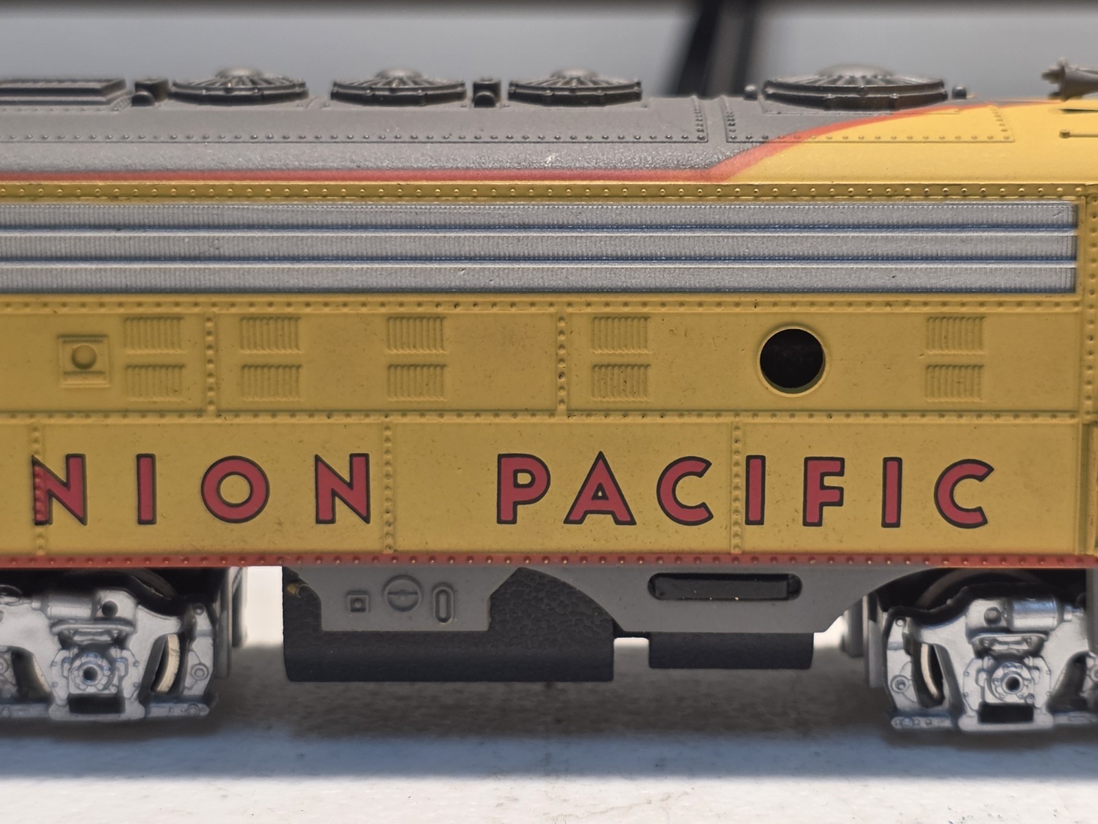 Vintage Bachmann HO Scale Union Pacific F9 Diesel Locomotive 1468