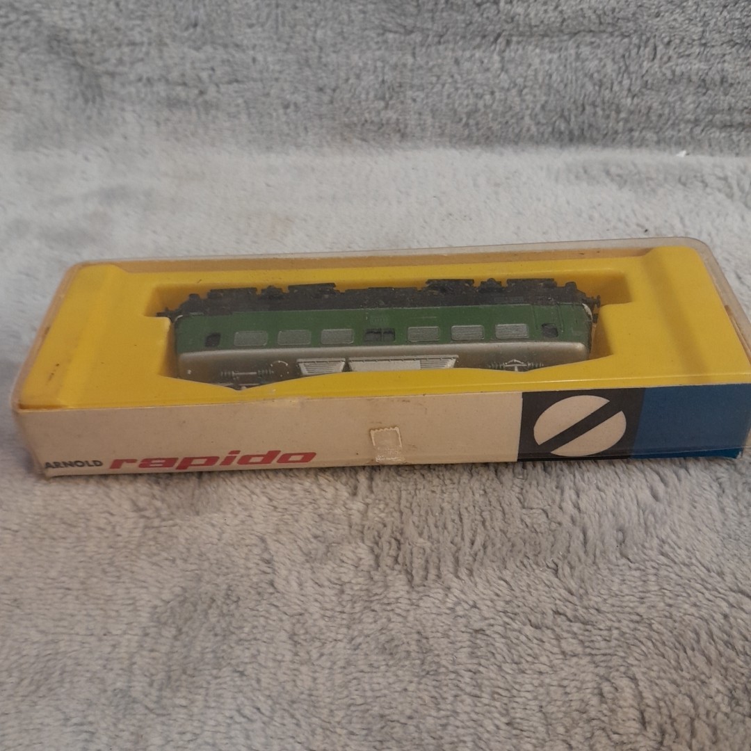 N Scale 9mm 1:160 Arnold Rapido 0235 Electric Locomotive Green Vintage-As Is