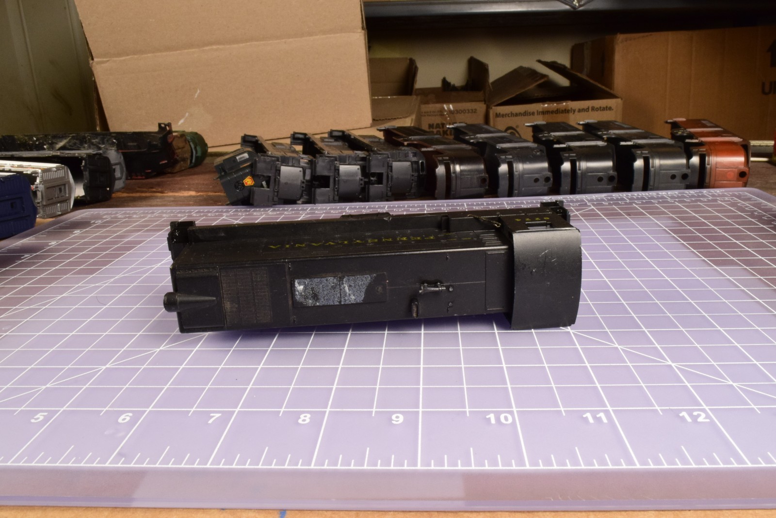HO SHELL emd S-12 Pennsylvania switcher, horn, insert at cab & nose light