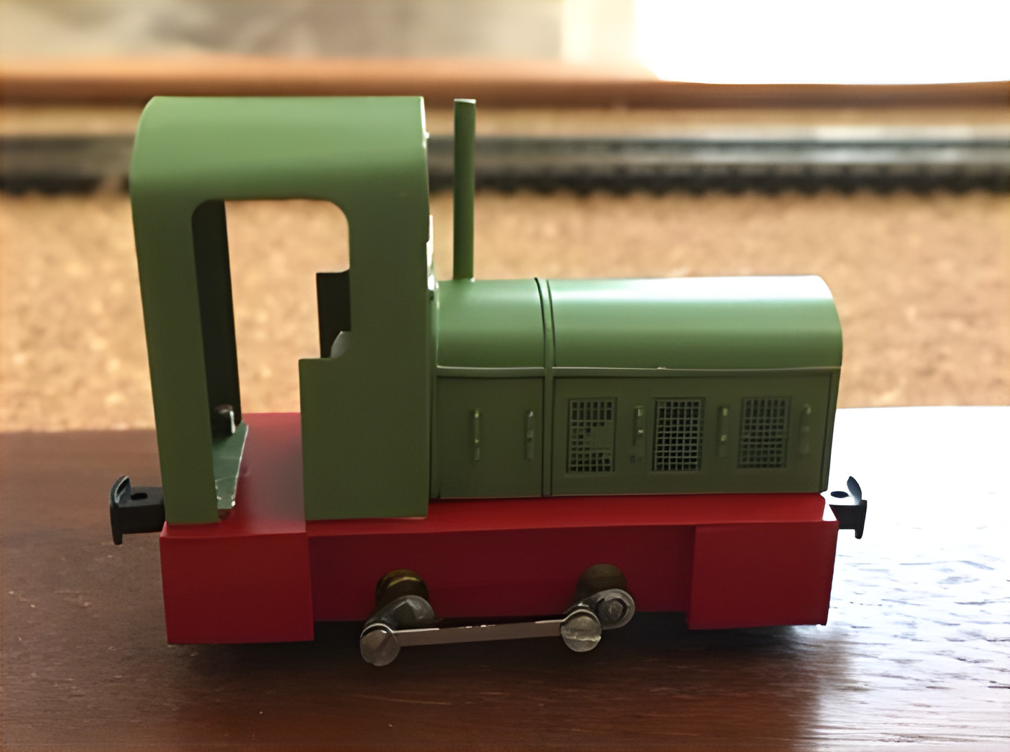 HOn30/HOe NSK Freelance German Narrow Gauge-Style Diesel Locomotive Kit H0e 009